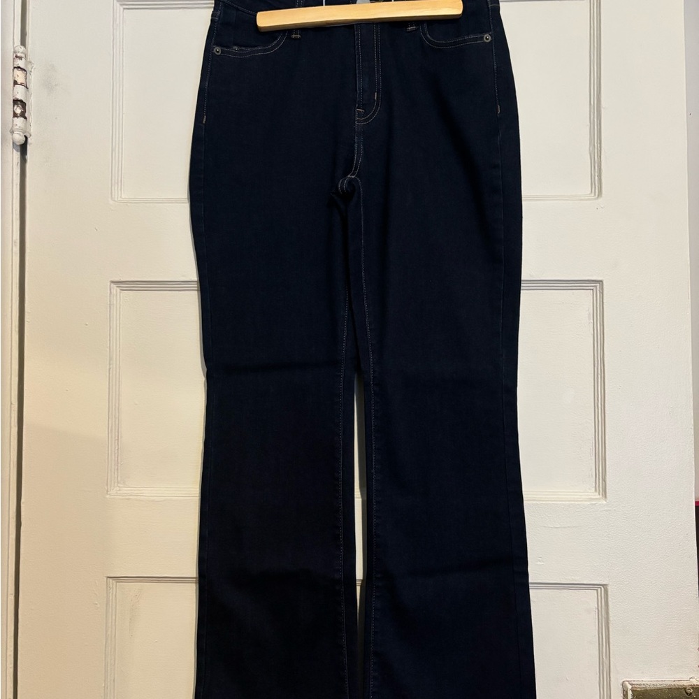 Boot cut jeans
